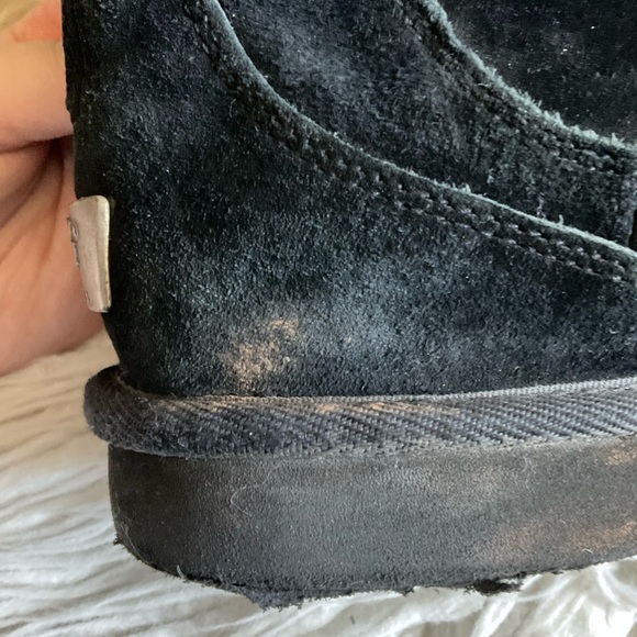 UGG Black Knightsbridge Skeepskin Lined Exposed Back Zipper Suede Boots Size 7 - Picture 11 of 15